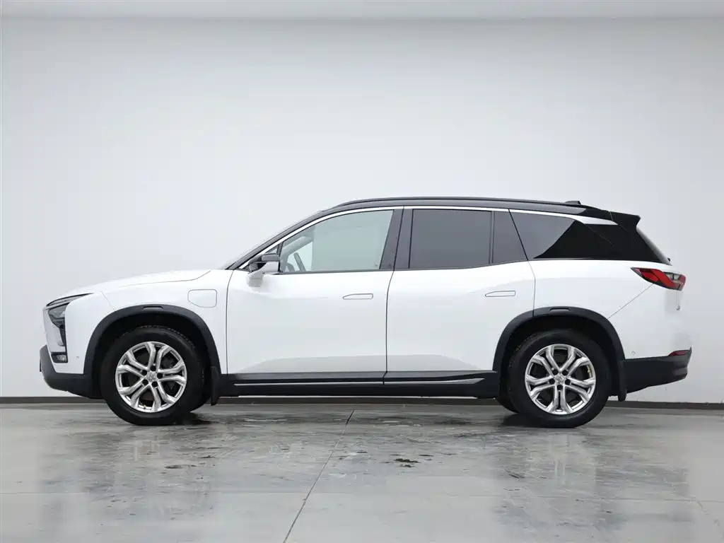 NIO NIO ES8