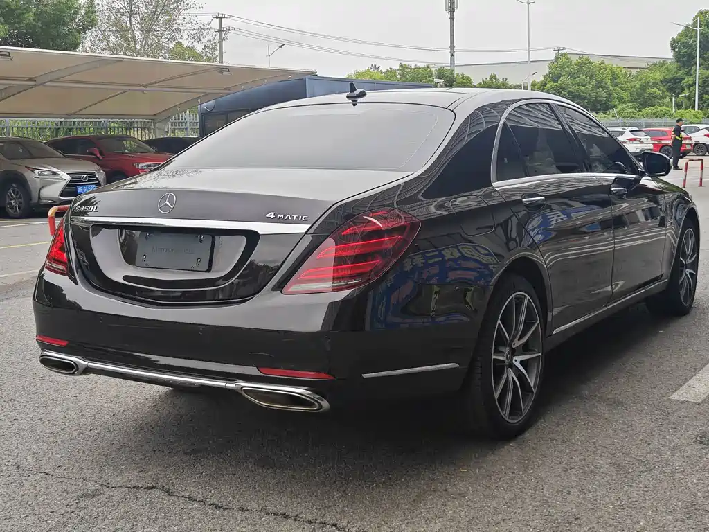 Mercedes-Benz S-Class — миниатюра 4