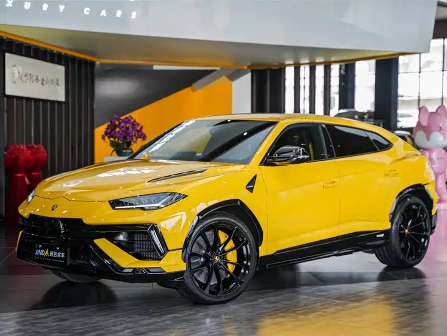 Lamborghini Urus 2024