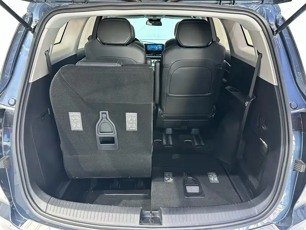 Wuling Victory — миниатюра 18