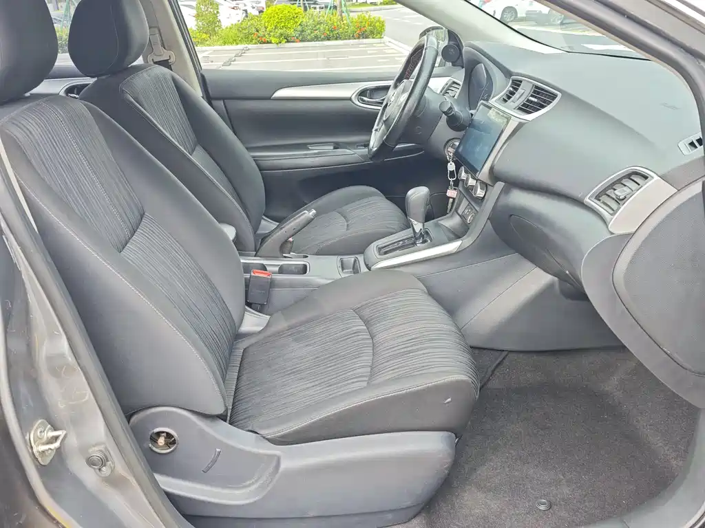 Nissan Sylphy 2019 1.6XE CVT Comfort