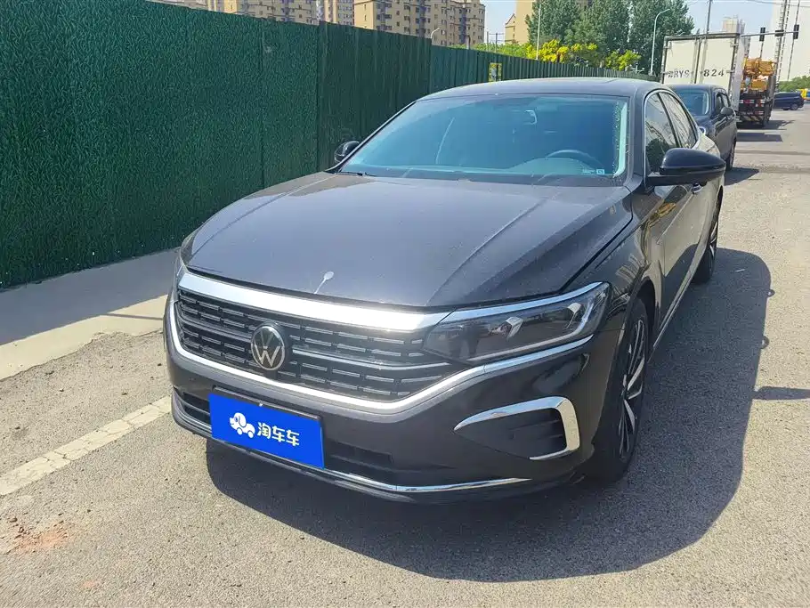 Volkswagen Passat 2024