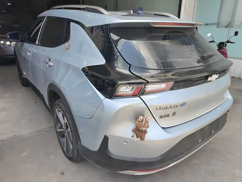 Chevrolet Menlo — миниатюра 5