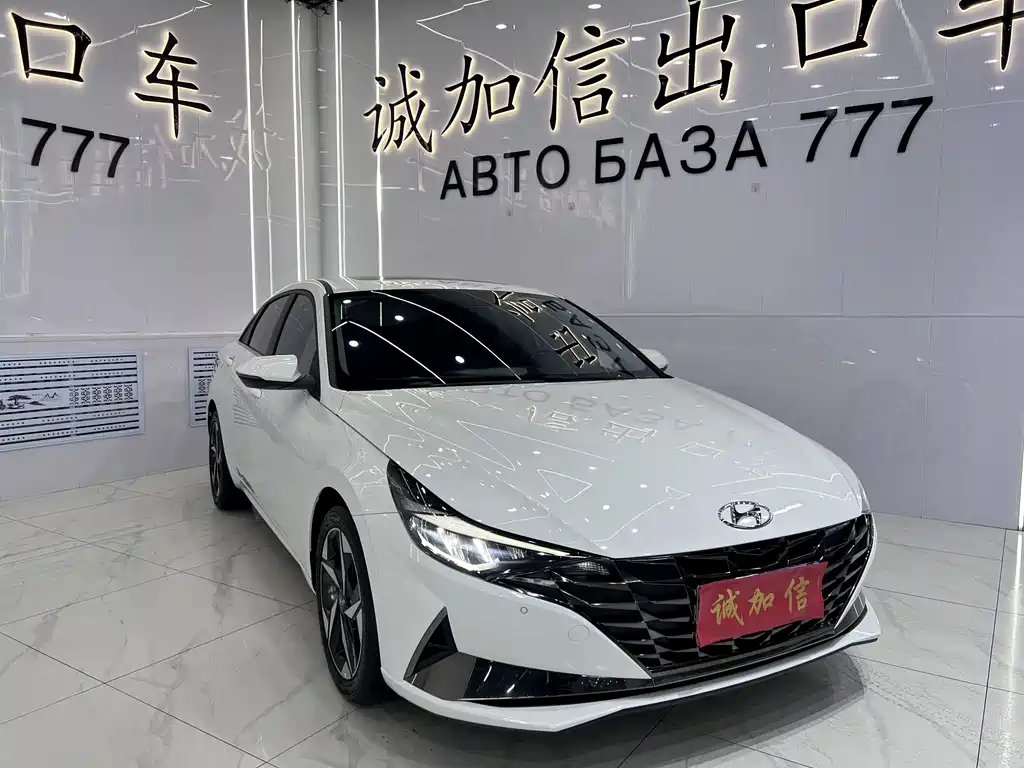 Hyundai Elantra — миниатюра 3