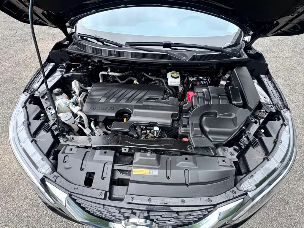 Nissan Qashqai — миниатюра 8