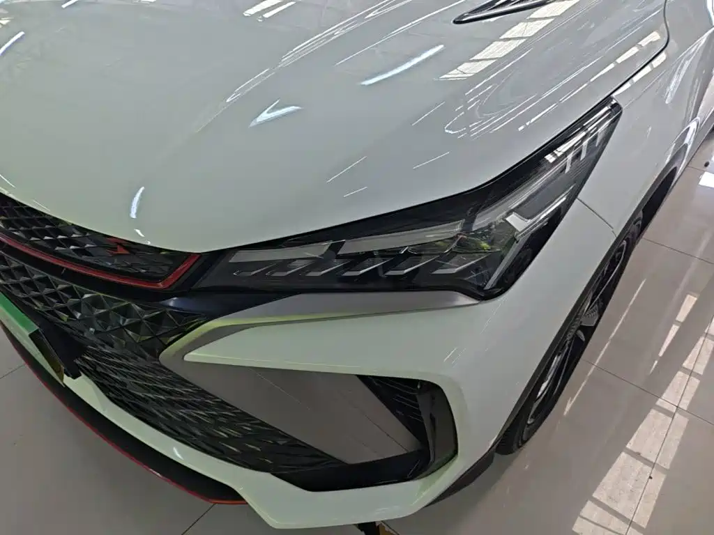 Geely Binyue — миниатюра 24