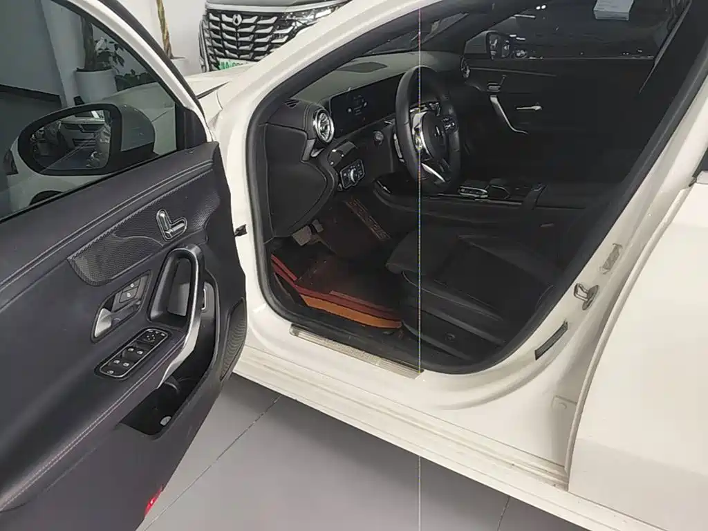 Mercedes-Benz A-Class — миниатюра 16