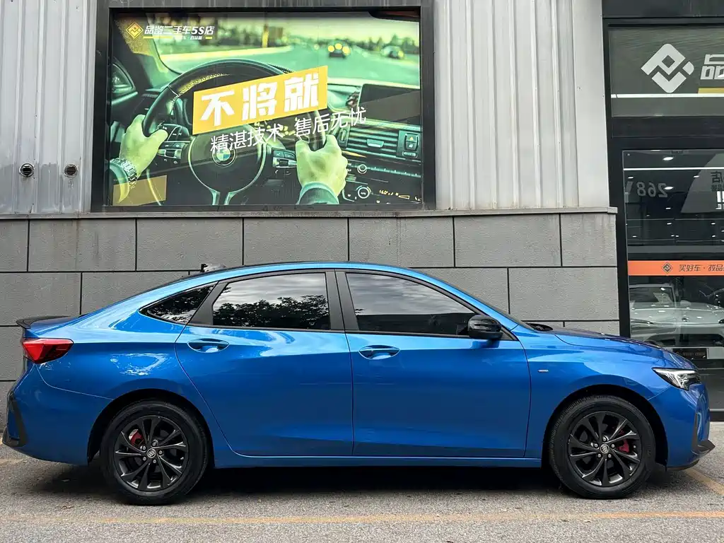 Buick Verano — миниатюра 6
