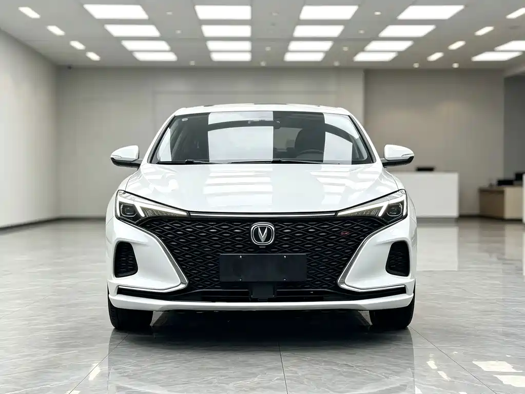 Changan Eado — миниатюра 2