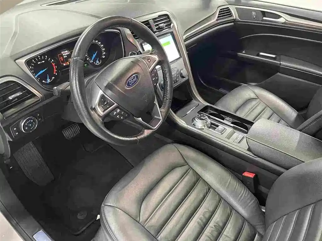 Ford Mondeo — миниатюра 11