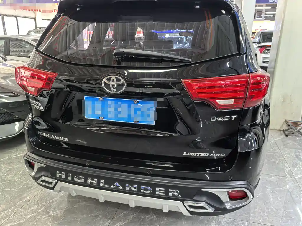 Toyota Highlander 2017 2.0T 7 мест