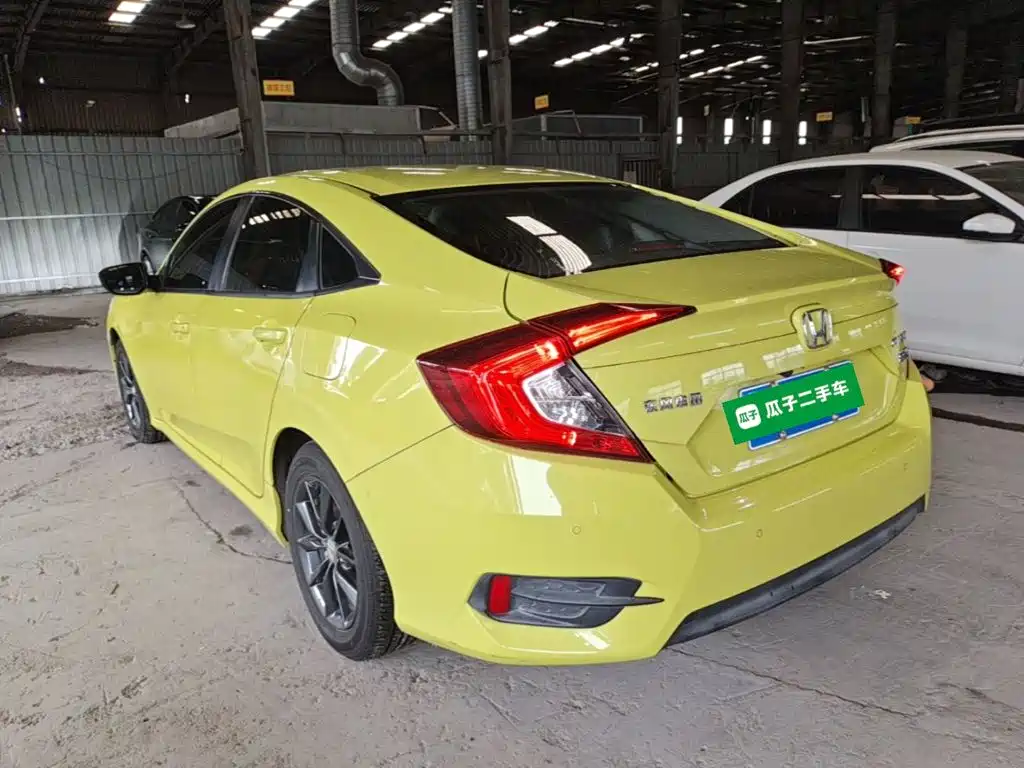 Honda Civic — миниатюра 5