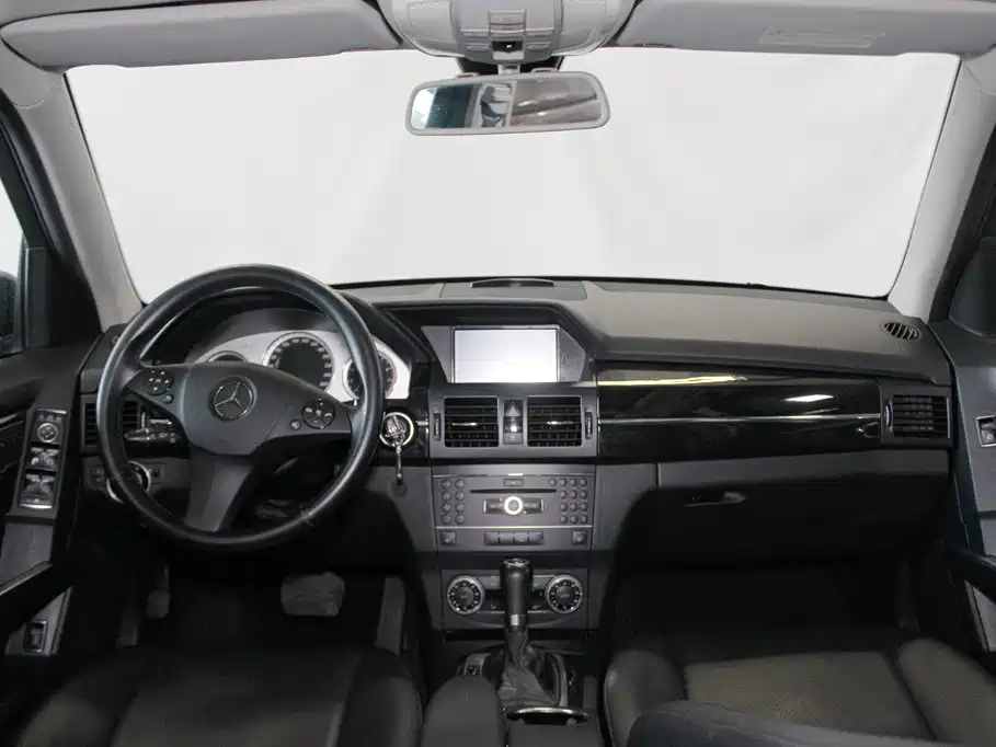 Mercedes-Benz GLK-Class (Import) — миниатюра 9