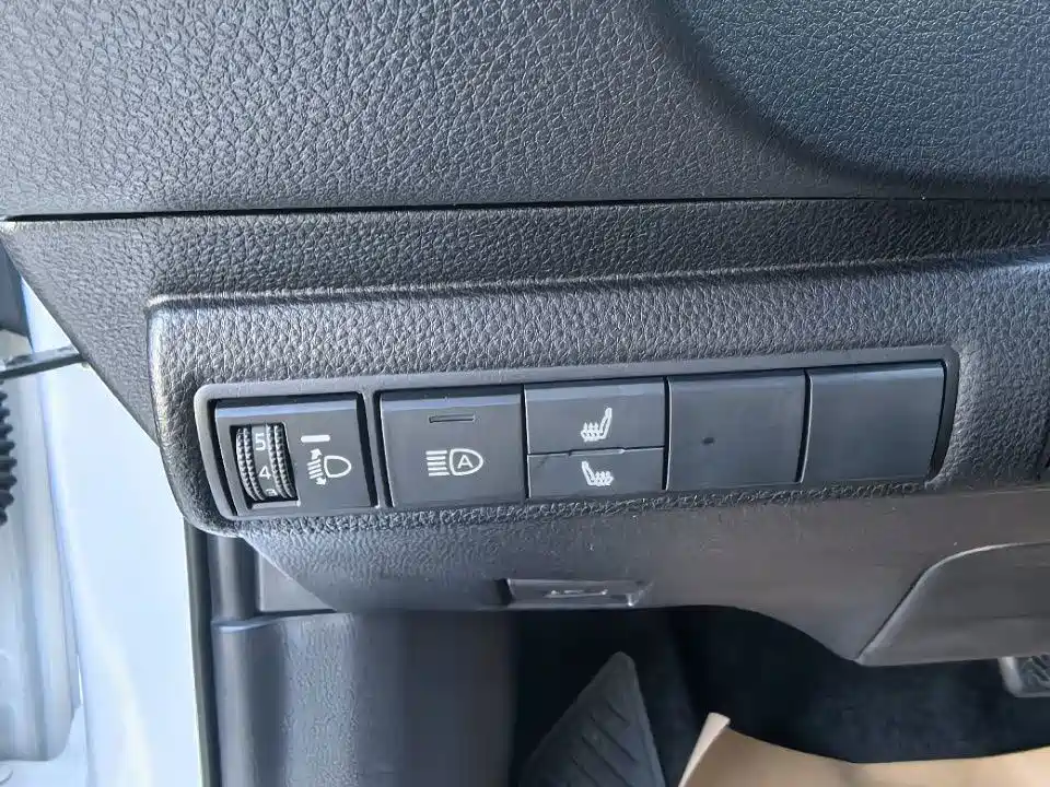 Toyota Levin 2022 — фото 10