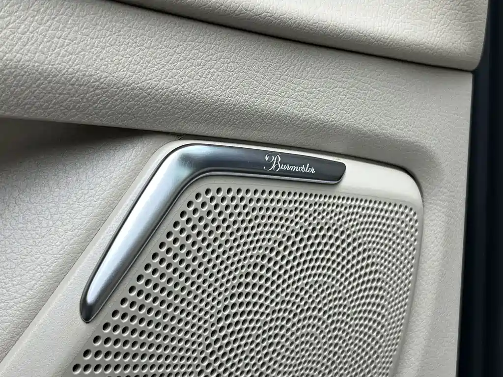 Mercedes-Benz V-Class — миниатюра 12