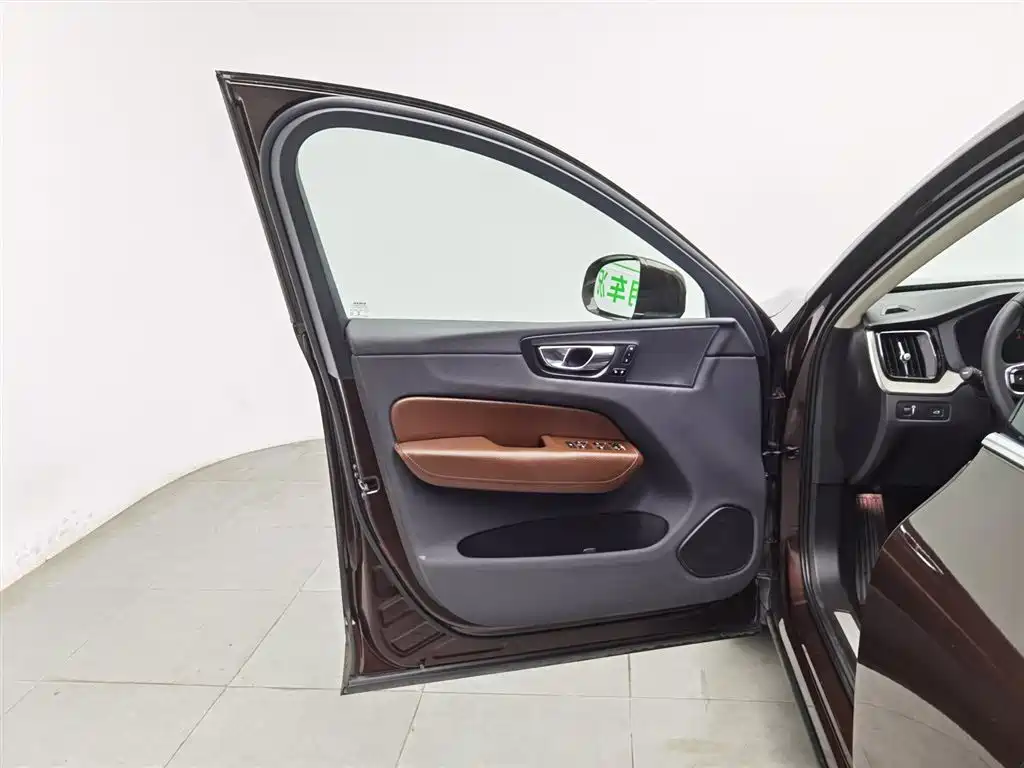 Volvo XC60 2020 T5 Luxury
