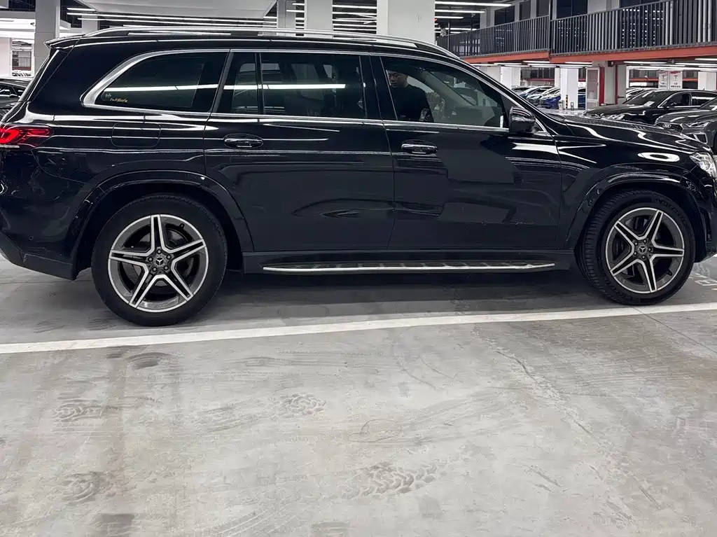 Mercedes-Benz GLS — миниатюра 22