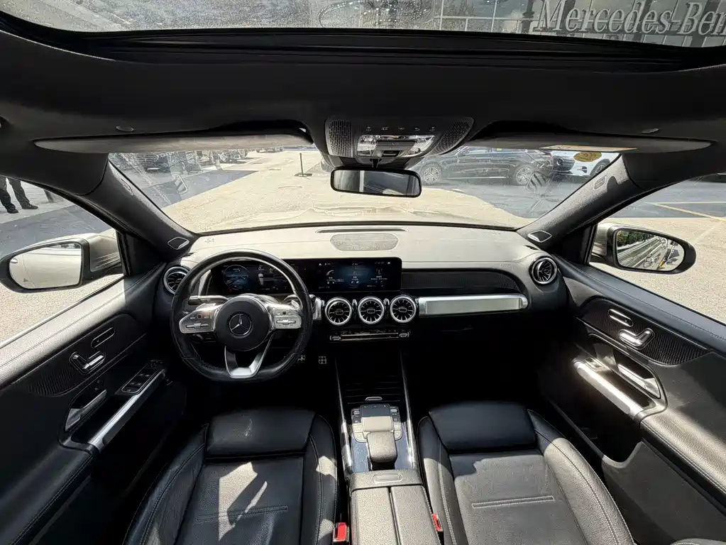 Mercedes-Benz EQB — миниатюра 9