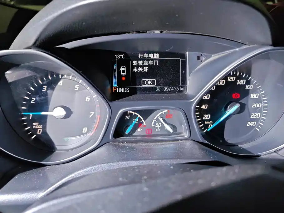 Ford Kuga — миниатюра 14