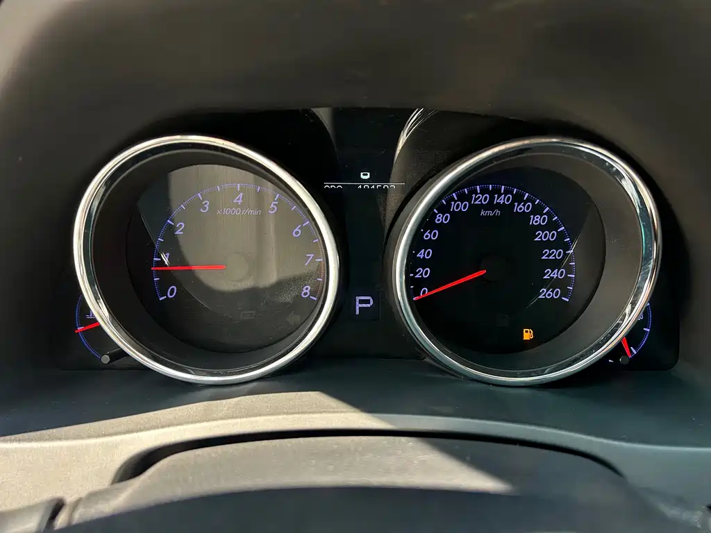 Toyota Reiz — миниатюра 18