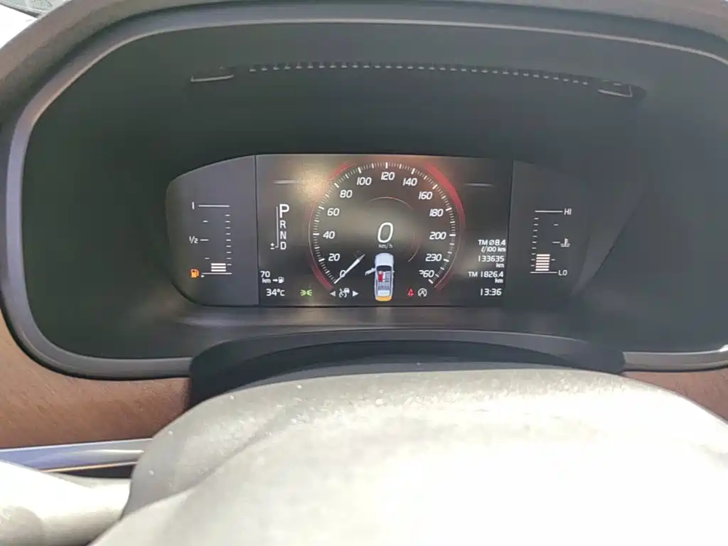 Volvo S90 — миниатюра 17