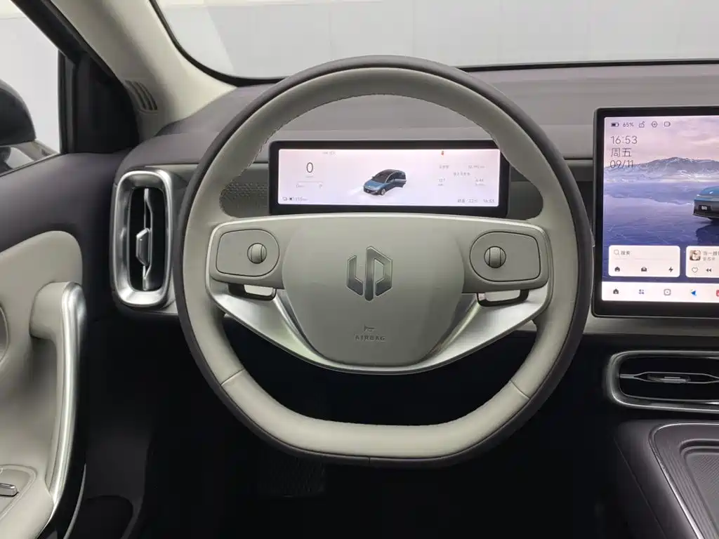 Leapmotor Leapmotor B01 — миниатюра 14