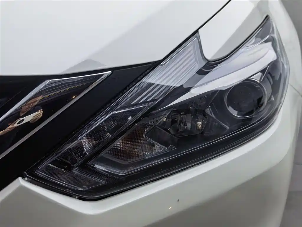 Nissan Altima 2016 2.0L XL-Upper
