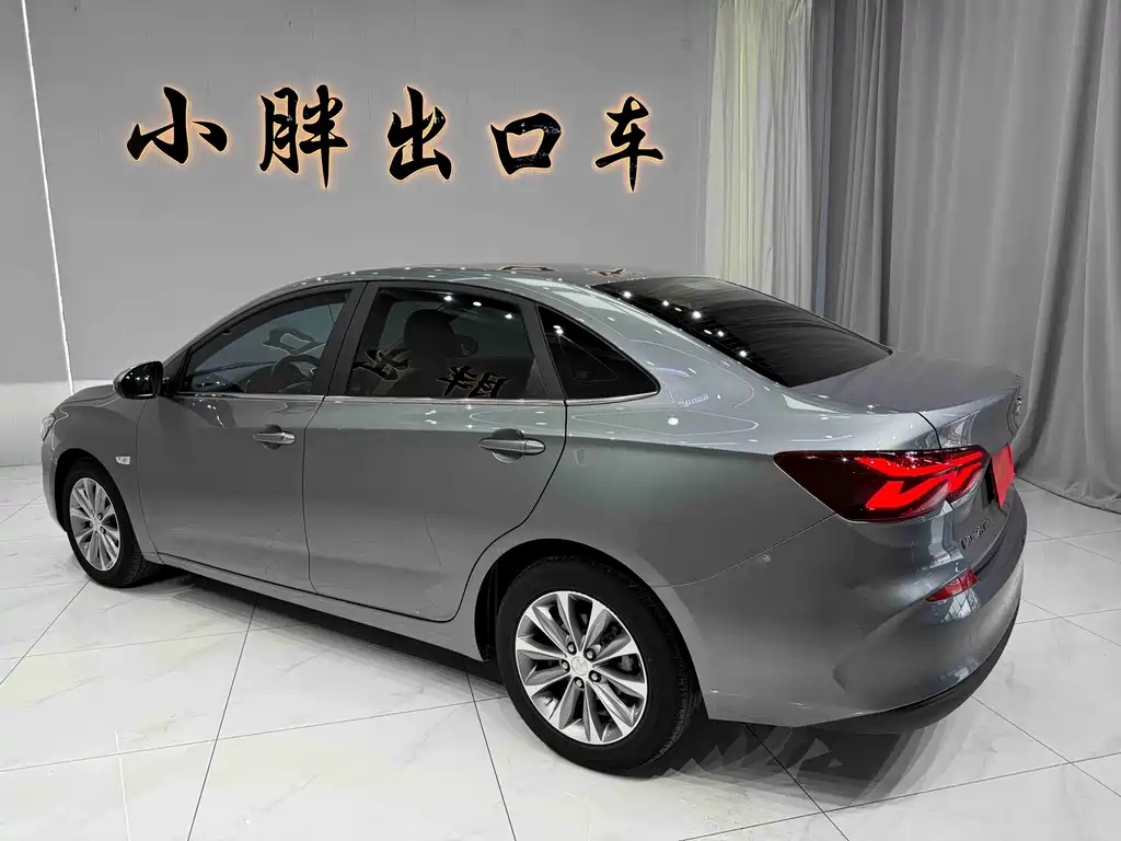 Chevrolet Monza 2022 320 AT Enjoy