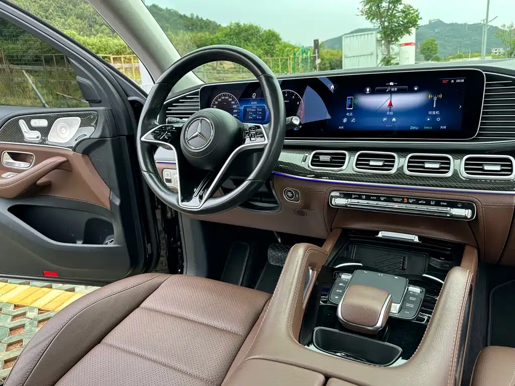 Mercedes-Benz GLE (Import) — миниатюра 12