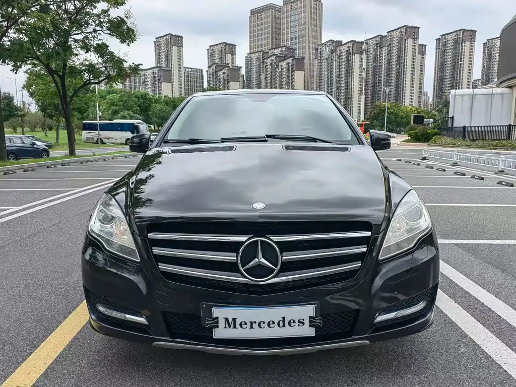Mercedes-Benz R-Class — миниатюра 2