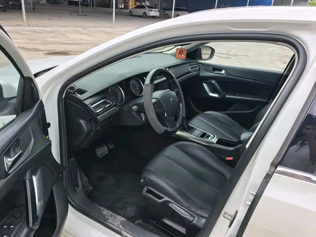 Peugeot 408 — миниатюра 7