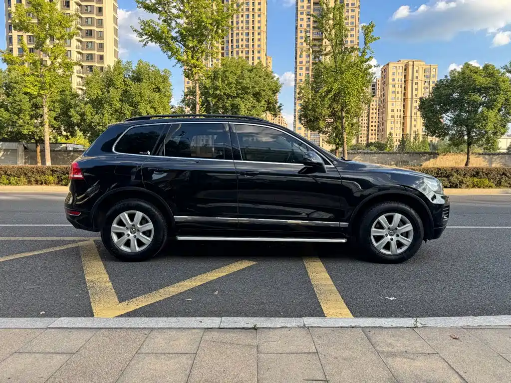 Volkswagen Touareg — миниатюра 7