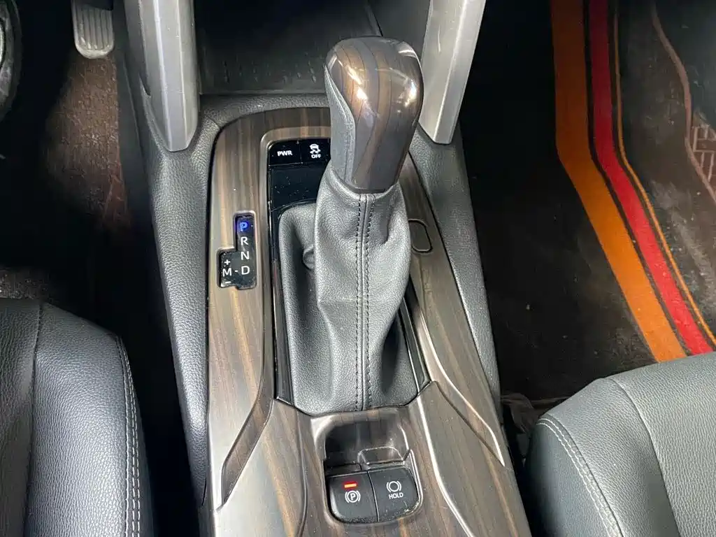 Toyota Corolla Cross — миниатюра 12