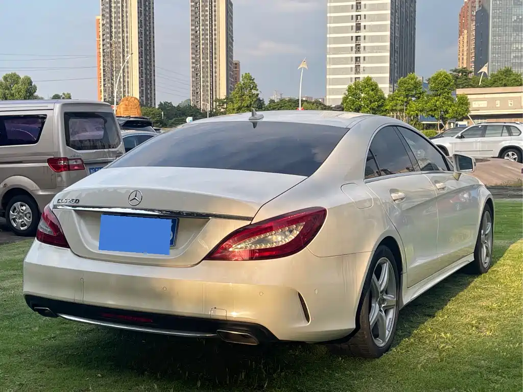 Mercedes-Benz CLS — миниатюра 6