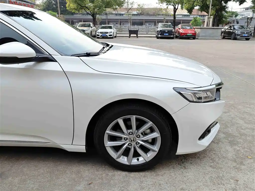 Honda Accord 260TURBO Luxury Edition, фото 30