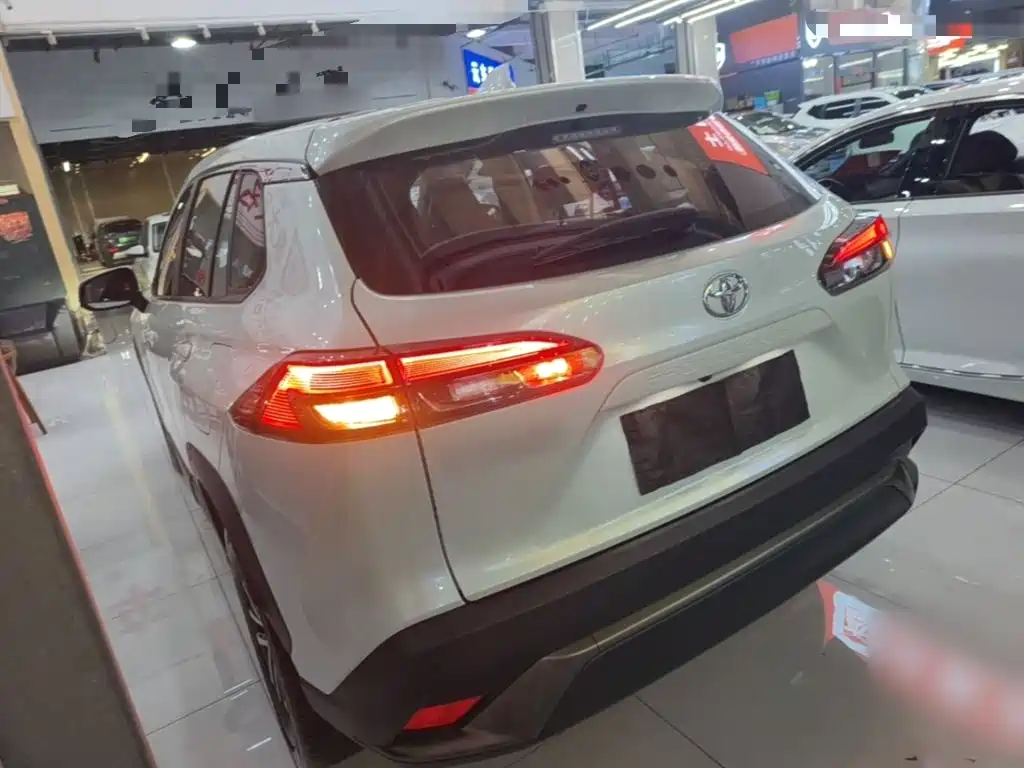 Toyota Frontlander — миниатюра 5