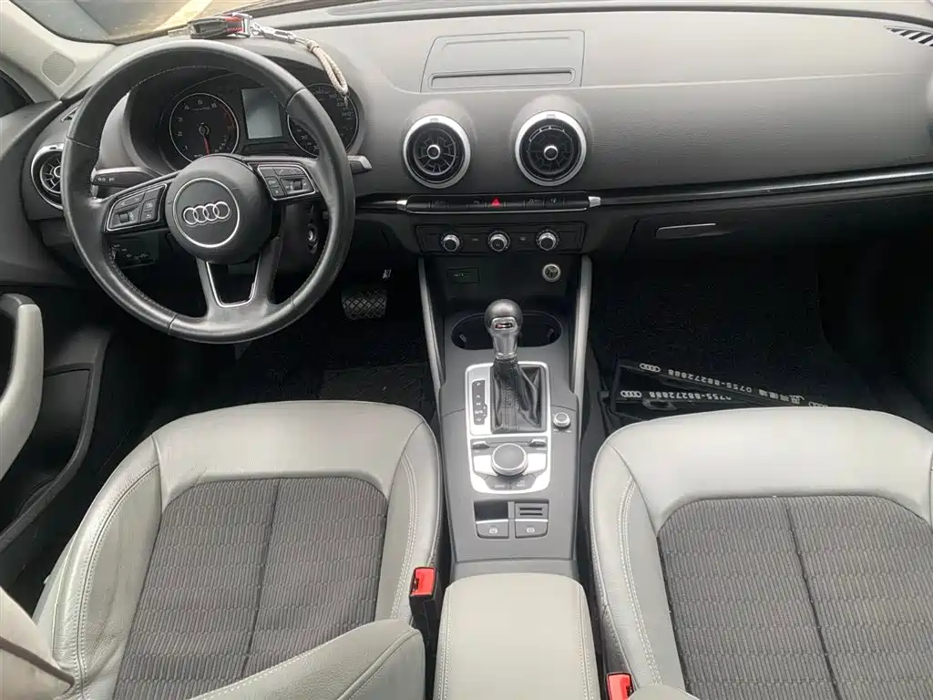 Audi A3 2017 Limousine 35 TFSI Fashion
