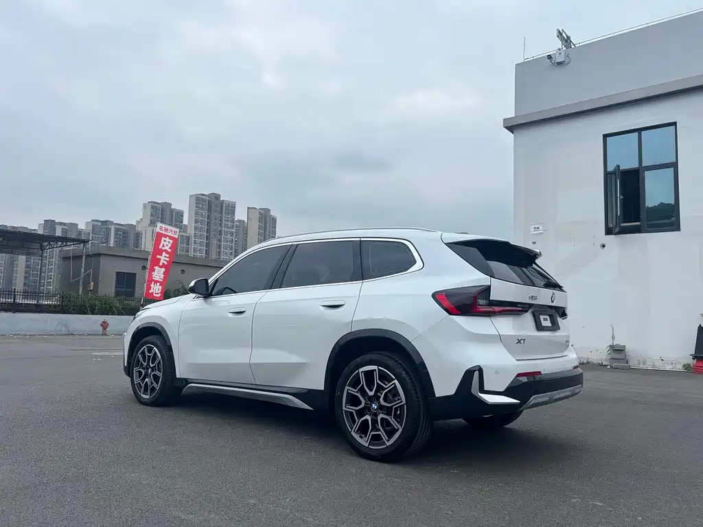 BMW X1 — миниатюра 7