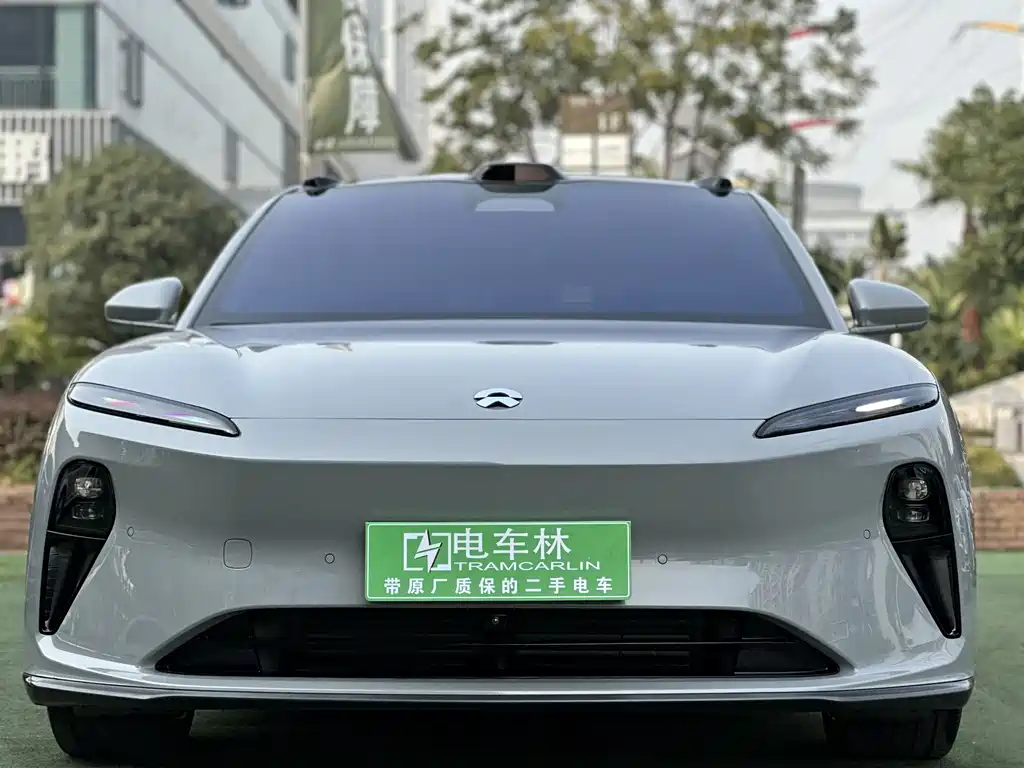 NIO NIO ET5T