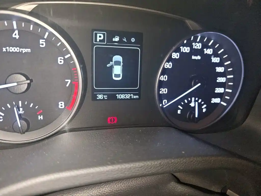 Hyundai Elantra — миниатюра 5