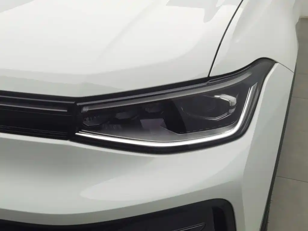 Volkswagen Tharu — миниатюра 7
