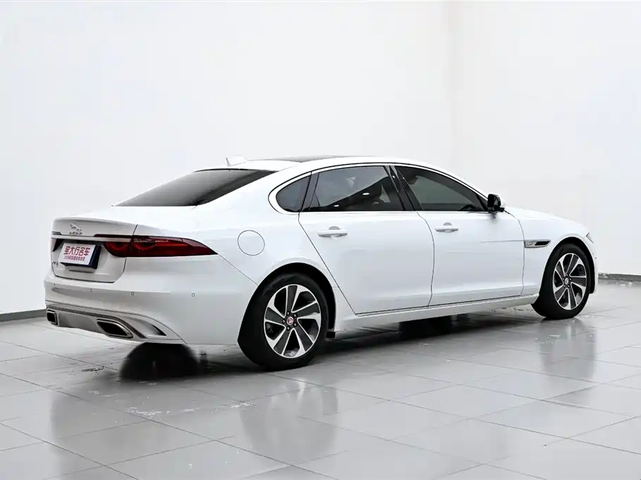 Jaguar XFL 2023 XFL 2.0T P200 Elite Luxury