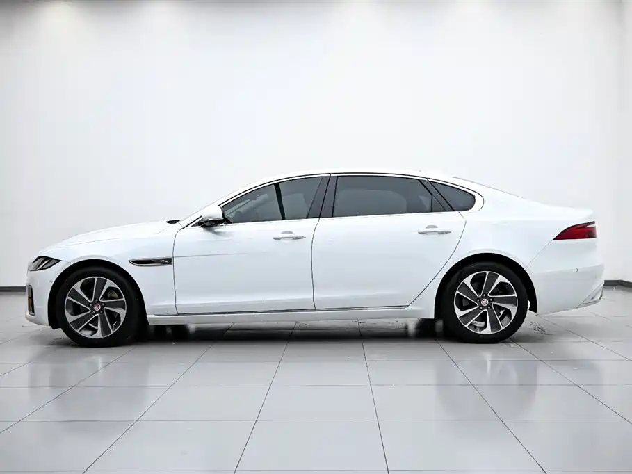 Jaguar XFL 2023 XFL 2.0T P200 Elite Luxury