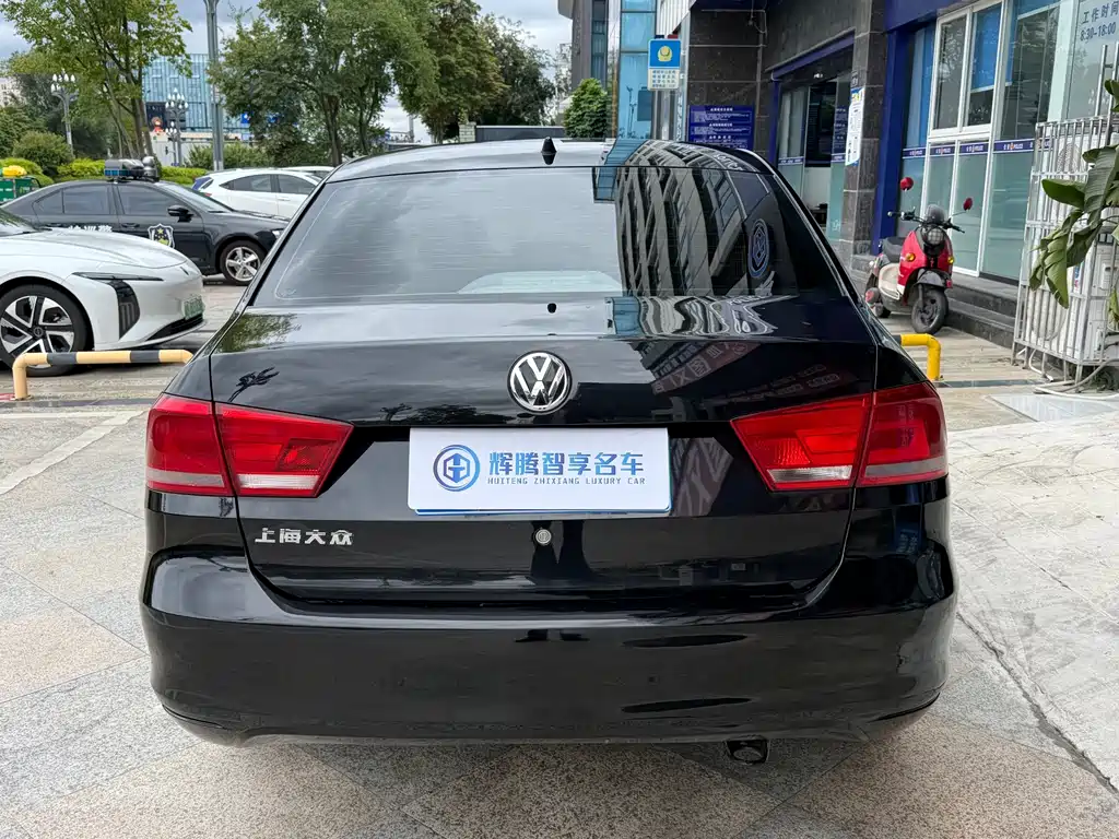 Volkswagen Santana — миниатюра 6