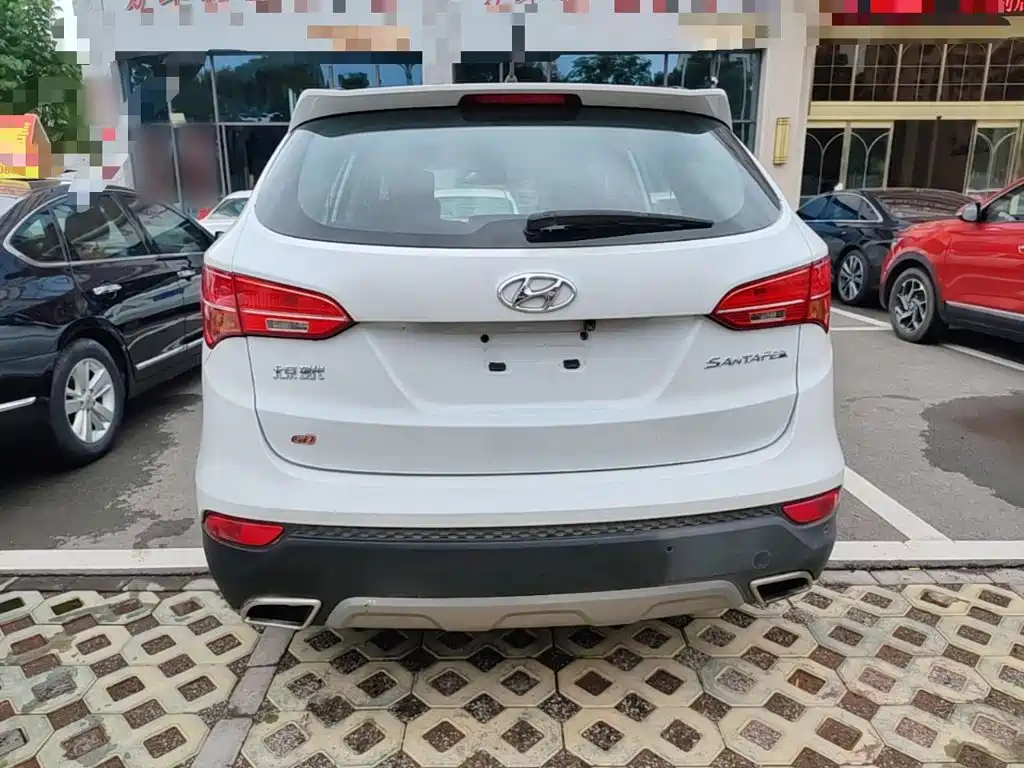 Hyundai Santa Fe — миниатюра 6
