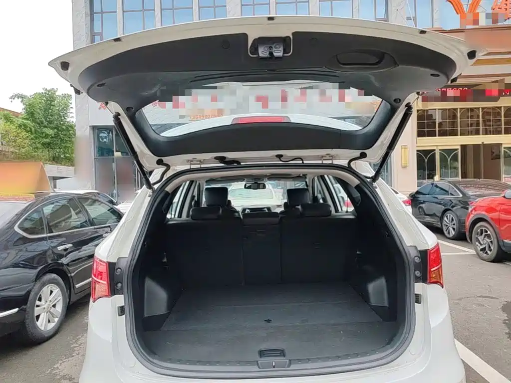 Hyundai Santa Fe — миниатюра 19