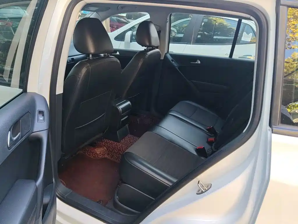 Volkswagen Tiguan — миниатюра 17
