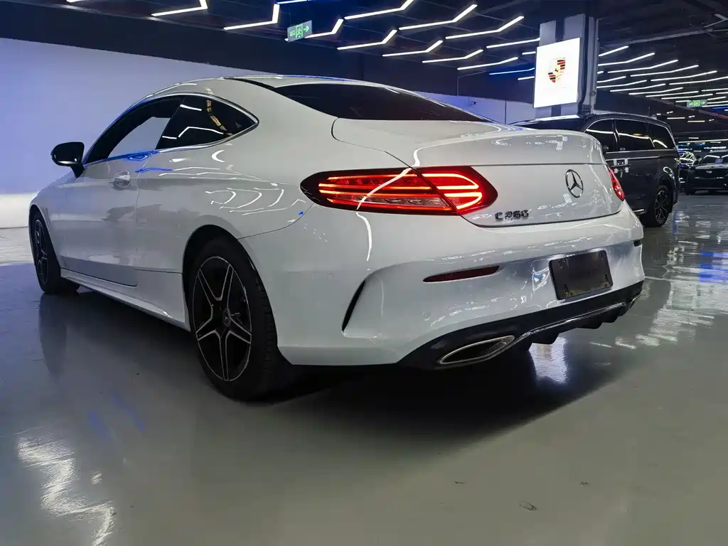 MERCEDES-BENZ C CLASS