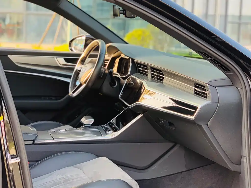 Audi A6L — миниатюра 27