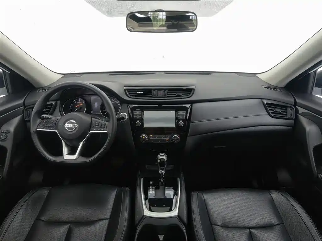 Nissan X-Trail 2017 2.0L CVT Comfort 2WD